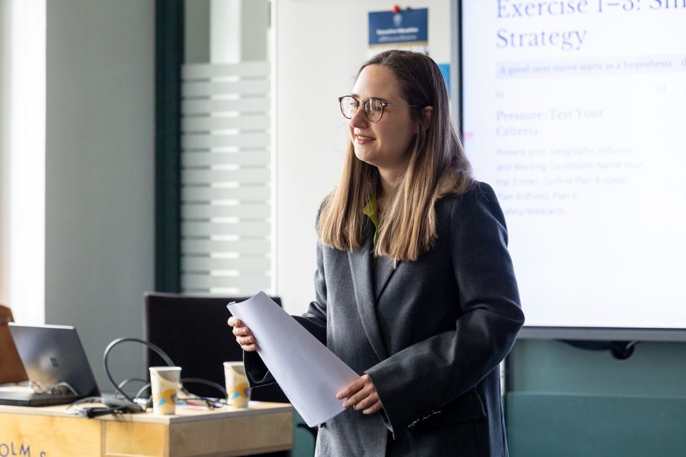 Viktorija Garanca teaching at SSE Riga Executive Education